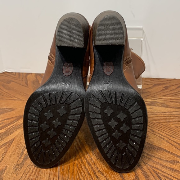 SOFFT Wyoming ankle bootie - Picture 8 of 16